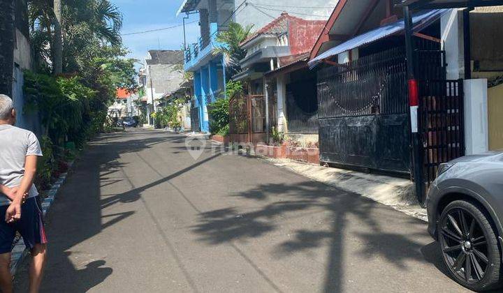 Rumah Terawat Siap Huni di Sulfat, Blimbing, Malang 2