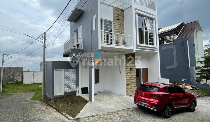 Villa With Prived Poll Harga Murah + View Pegunungan Di Kota Batu