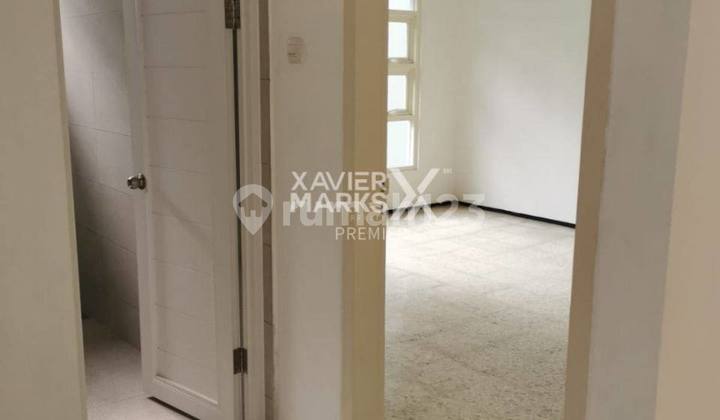 Well-Maintained House for Rent, Suitable for Office or Business Use