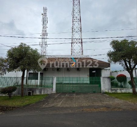 Semi-Office Warehouse for Rent in Malang Student Area Semi-Office Warehouse for Rent in Malang Student Area