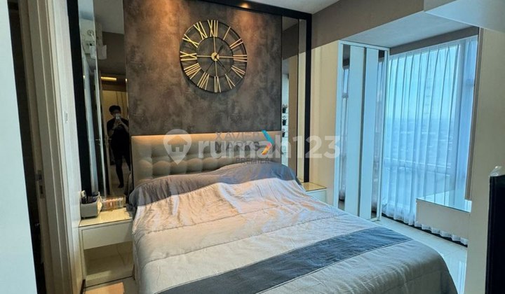 Apartement Full Furnish , Private Lift + Double View