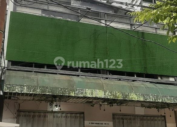 Disewakan Ruko 2 Jadi 1, Include Furnish