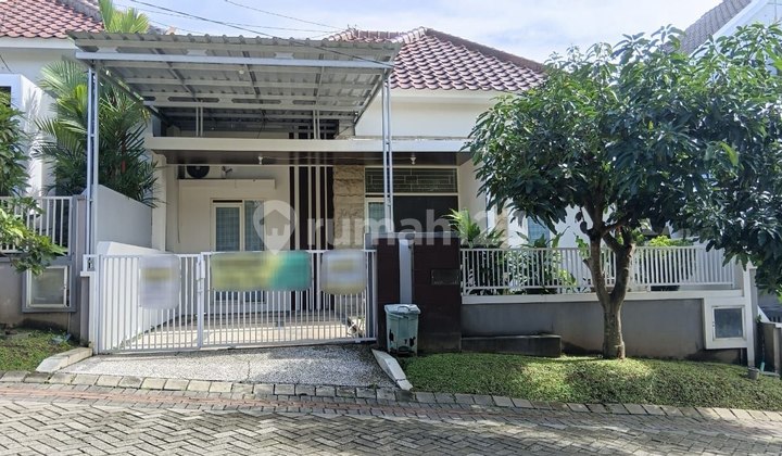Cheap for Rent! Beautiful House Near Dieng Malang 2