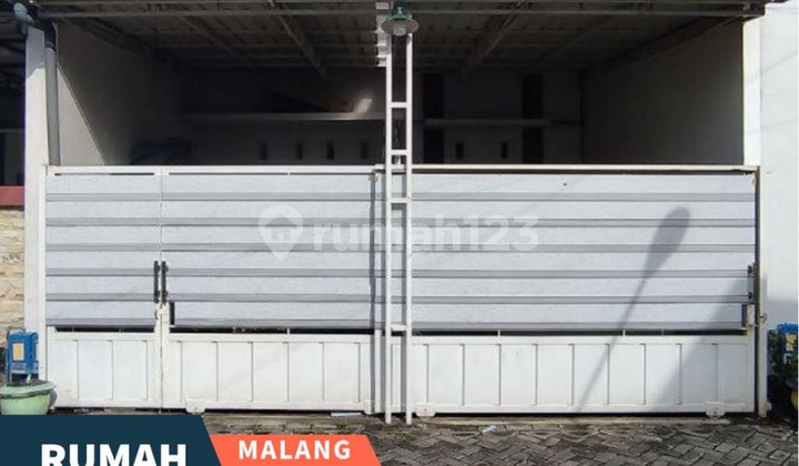 Rumah 700 Jt, Dijual Semi Furnish Selangkah Dari Sukarno Hatta Malang Rumah 700 Jt, Dijual Semi Furnish Selangkah Dari Sukarno Hatta Malang