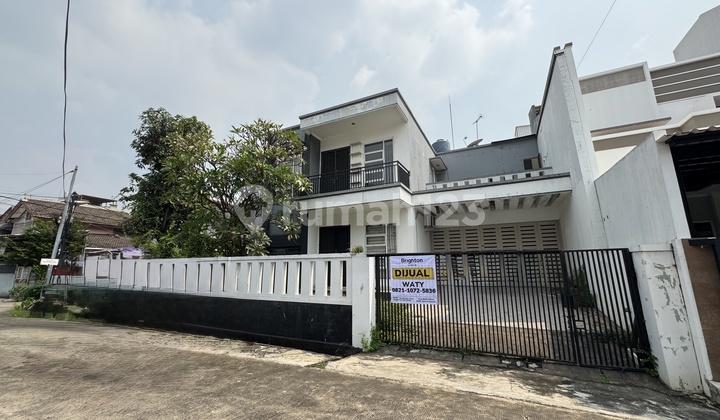 Dijual Rumah Hoek 2 Lantai Di Pegangsaan Dua