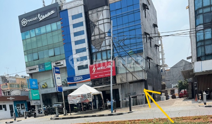 Dijual Ruko Hoek 4 Lantai Di Lokasi Strategis. Dilalui Angkot. Dijual Ruko Hoek 4 Lantai Di Lokasi Strategis. Dilalui Angkot.