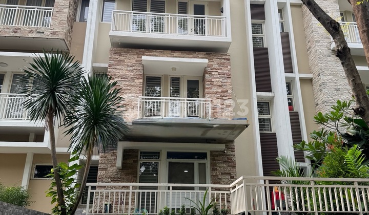 For Sale 4-Story Townhouse Concept Home in a Lush Environment