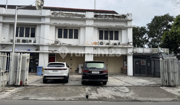 For Rent 2 Adjacent Shops in Pulo Gadung Suitable for Mini Market/Bank 1
