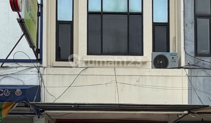 For Rent 2-Story Shop House in Kelapa Gading, North Jakarta. Strategic Location