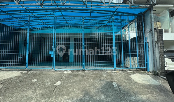 For Sale/Rent 4.5 Story Shop House in Kelapa Gading, North Jakarta. Strategic Location For Sale/Rent 4.5 Story Shop House in Kelapa Gading, North Jakarta. Strategic Location