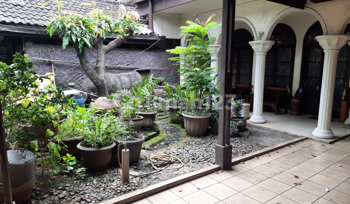 Dijual Rumah 2 Lantai di Pinggir Jalan Besar di Rawamangun 2