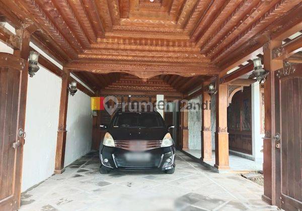  Rumah Bagus di Brotojoyo Raya Semarang 3