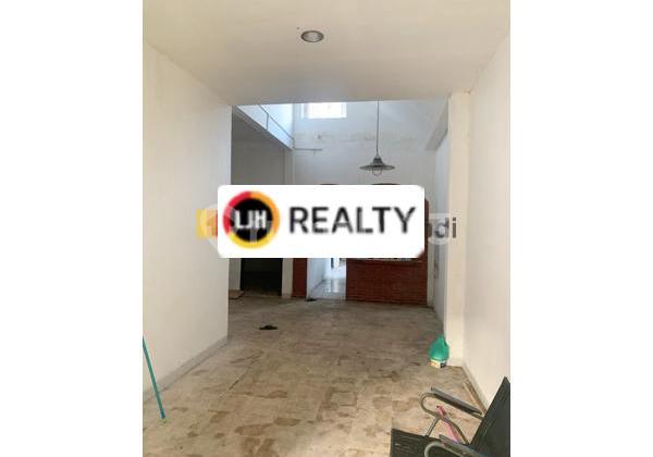 Rumah di Karangsari Semarang. Harga Sewa Rp. 32.5Jt/Th 1