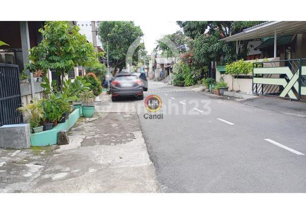 House in Pusponjolo Tengah, Semarang 2