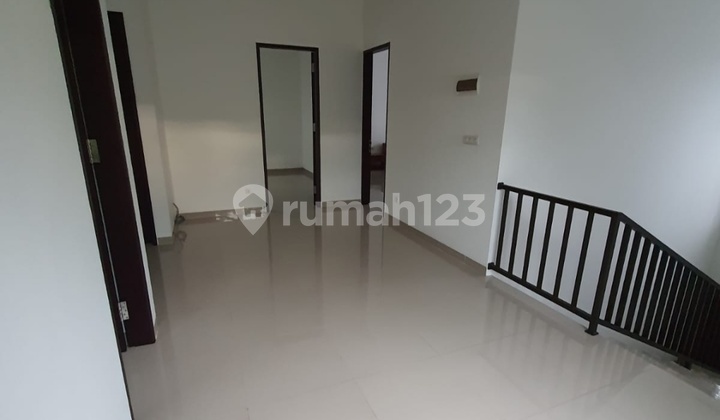 Dijual Cepat Rumah Mewah di Alam Sutera  3