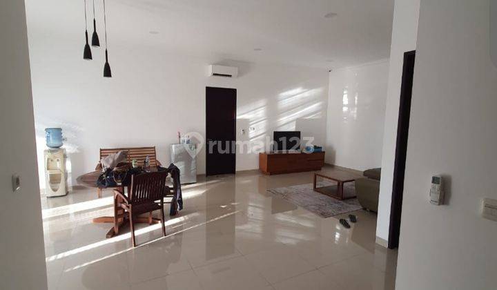 Dijual Cepat Rumah Mewah di Alam Sutera  5