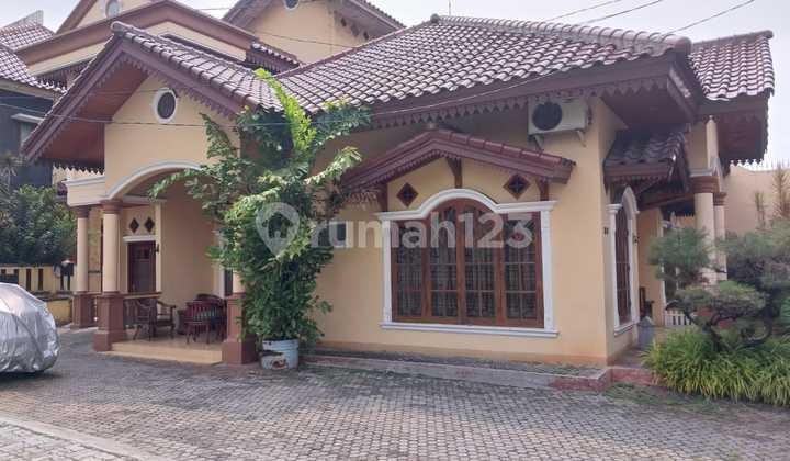 Rumah 2.Lantai Dislipi