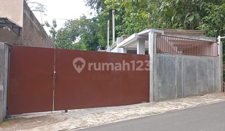 For Sale Strategic Warehouse by the Roadside in Mertoyudan Magelang, Ready to Use & Potential