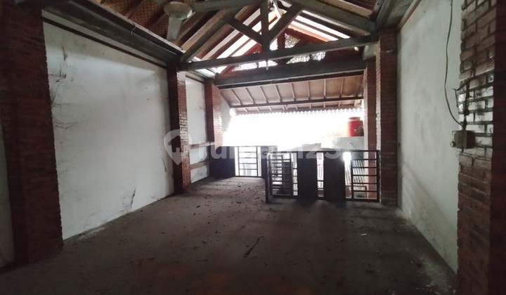 Dijual Ruang Usaha Sangat Strategis di Jalan Wahid Hasyim, Ngampilan, Kota Yogyakarta Dijual Ruang Usaha Sangat Strategis di Jalan Wahid Hasyim, Ngampilan, Kota Yogyakarta