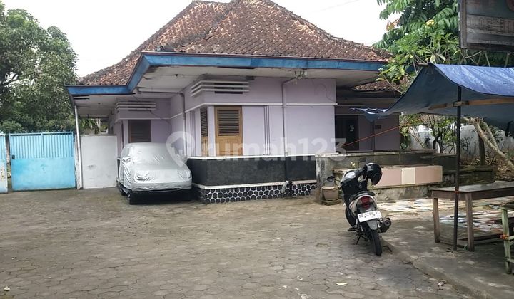 Tanah Bonus Rumah Klasik Lokasi di Tengah Kota Magelang  1