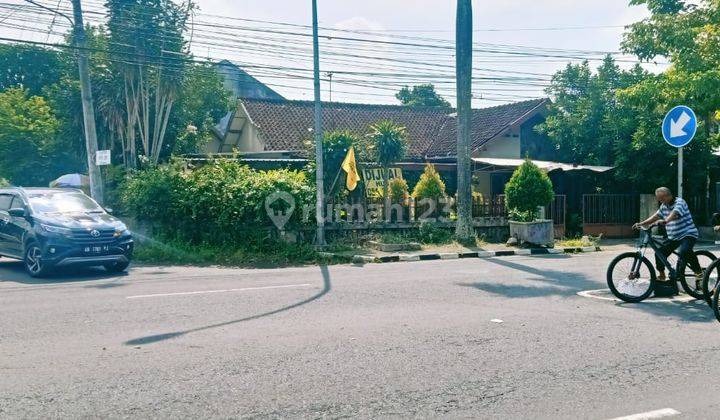 Rt. Tanah Bonus Rumah di Pinggir Jalan Kodya Yogyakarta 1