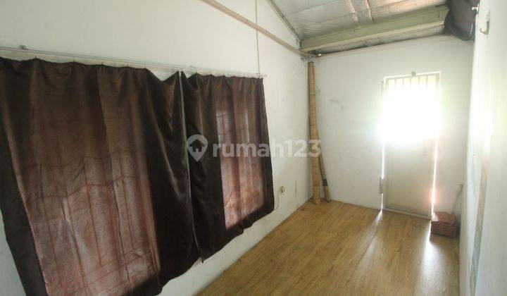 Ruang Usaha 3 Lantai Pusat Bisnis Godean Yogyakarta 2