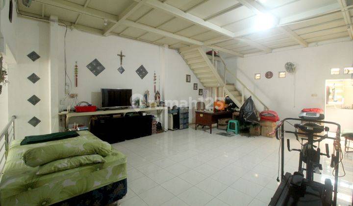 Ruang Usaha 3 Lantai Pusat Bisnis Godean Yogyakarta 3