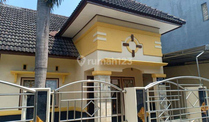 Rumah Tinggal Cocok Untuk Keluarga Dalam Perumahan Taman Sari Arum, Godean 1