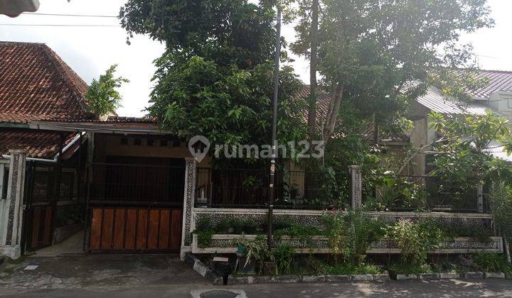 Rumah Tinggal Seluas 247 meter persegi Di Dekat Keraton Yogyakarta 1