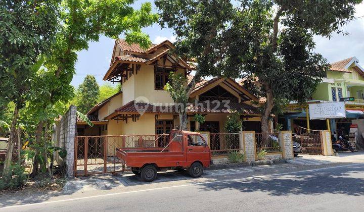 Rumah Tinggal Lokasi Strategis Dekat Pasar Seni Gabusan 1