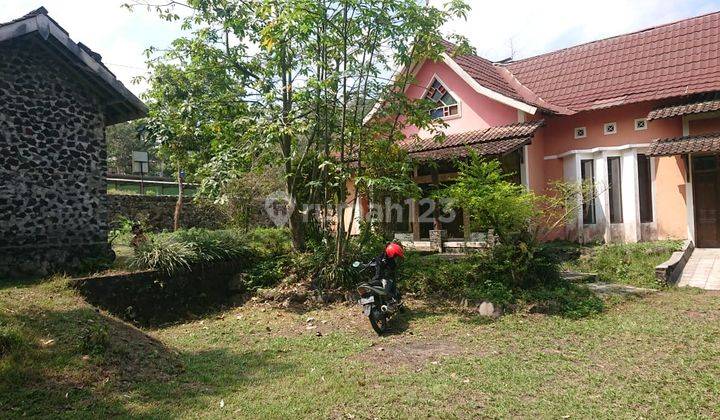 Villa Semi Furnish Lokasi Dekat Kawasan Wisata Kaliurang 2