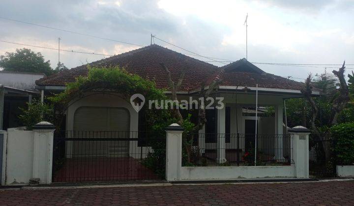 Rumah 4 Kamar Lokasi Strategis Dekat Sekolah Calon Bintara Magelang Utara 1