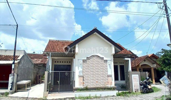 Rumah Tinggal 2 Lantai Lokasi Dekat Puskesmas Berbah Sleman 1