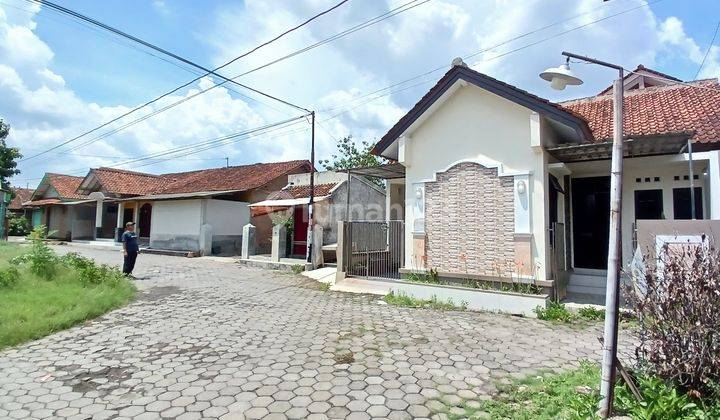 Rumah Tinggal 2 Lantai Lokasi Dekat Puskesmas Berbah Sleman 2