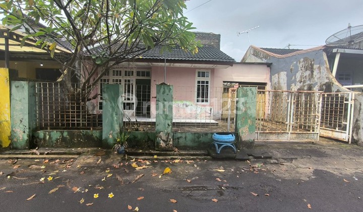 Dijual Rumah Strategis & Luas di Investasi Cerdas di Lokasi Premium, Caturtunggal, Depok, Sleman Dijual Rumah Strategis & Luas di Investasi Cerdas di Lokasi Premium, Caturtunggal, Depok, Sleman