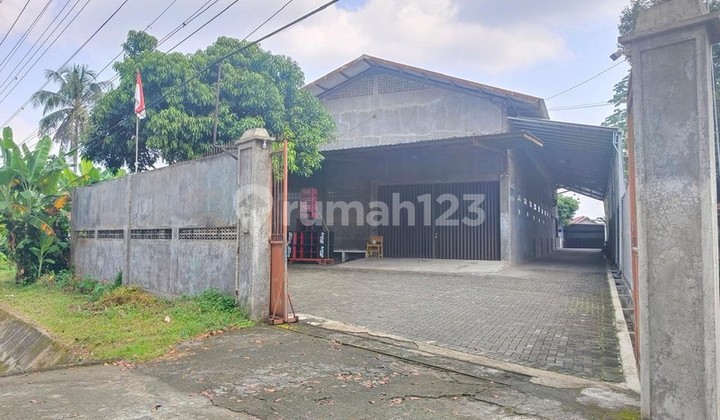 Dijual Gudang Strategis 2 Lantai Siap Pakai di Jalan Raya Soekarno Hatta KM 8 Magelang