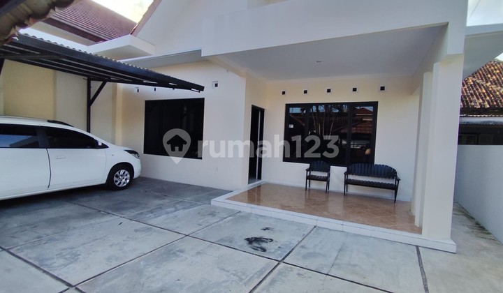 Rumah Tinggal Minimalis Lokasi Dekat Sma Uii Keparakan Mergangsan Yogakarta Rumah Tinggal Minimalis Lokasi Dekat Sma Uii Keparakan Mergangsan Yogakarta