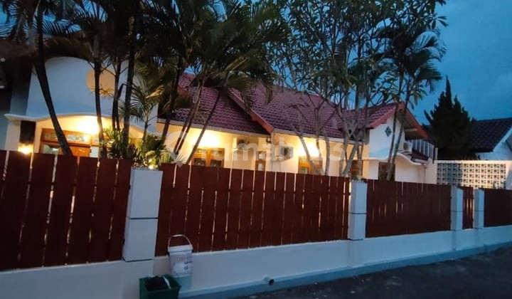 Rumah Mewah Full Furnished Hunian Elegan di Lokasi Strategis di Sariharjo Ngaglik, Sleman