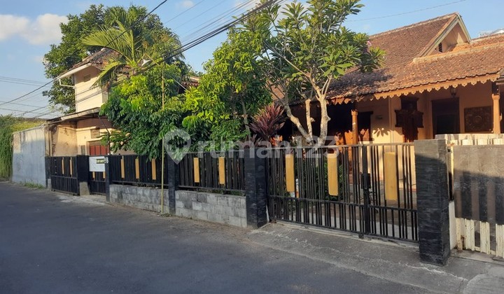 Exclusive Business Opportunity: Luxury 2-Story Guesthouse in Caturtunggal Premium Location Just a Step Away from UGM, Caturtunggal, Depok, Sleman Exclusive Business Opportunity: Luxury 2-Story Guesthouse in Caturtunggal Premium Location Just a Step Away from UGM, Caturtunggal, Depok, Sleman