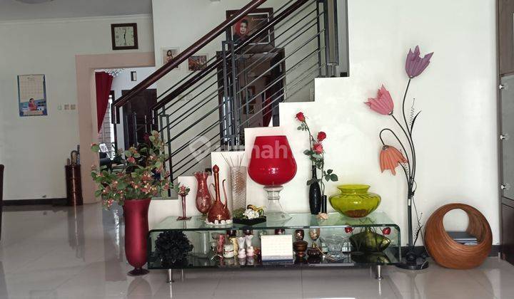 foto lainnya rumah mewah di dalam perumahan