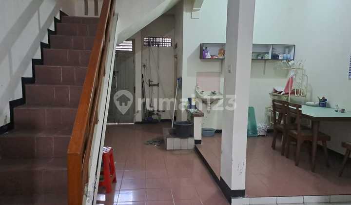 Rumah Tinggal 2 Lantai Untuk Keluarga Lokasi Strategis di Kota Muntilan  2