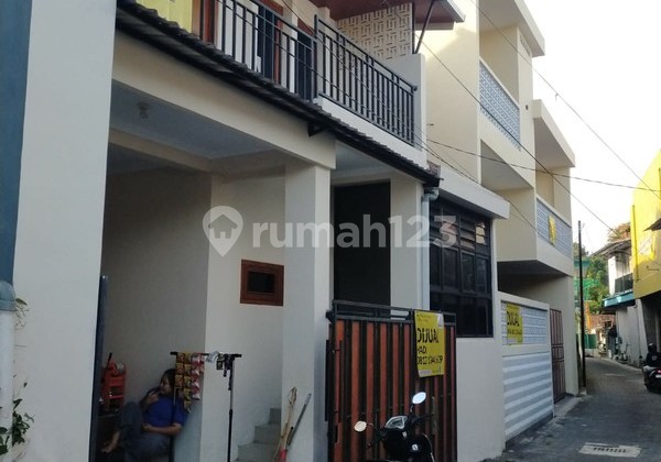 Hunian Premium 2 Lantai Lokasi Strategis Tengah Kota, Pandeyan, Umbulharjo, Yogyakarta