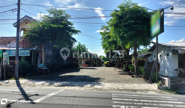 Resto 1934 Meter Persegi Lokasi Dekat Candi Prambanan Klaten Jawa Tengah  1