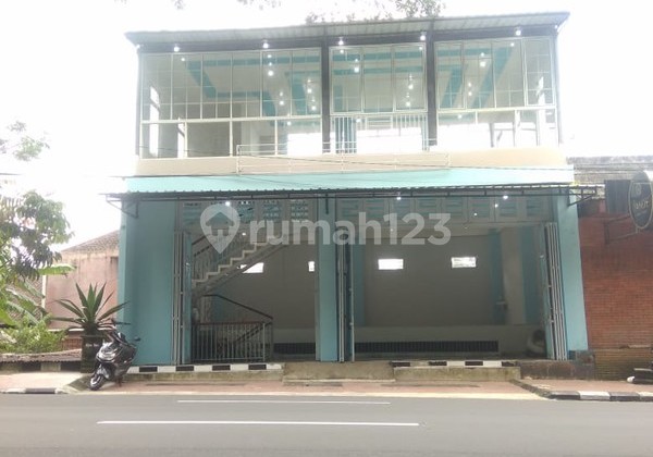 Investasi Premium Ruang Usaha 3 Lantai di Jalur Utama Jl. Sudirman Dekat Artos Mall, Tidar Selatan, Magelang Selatan Investasi Premium Ruang Usaha 3 Lantai di Jalur Utama Jl. Sudirman Dekat Artos Mall, Tidar Selatan, Magelang Selatan