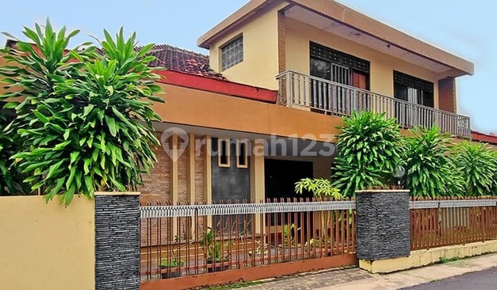 Miliki Rumah 4 Kamar Dekat Alun-Alun Klaten