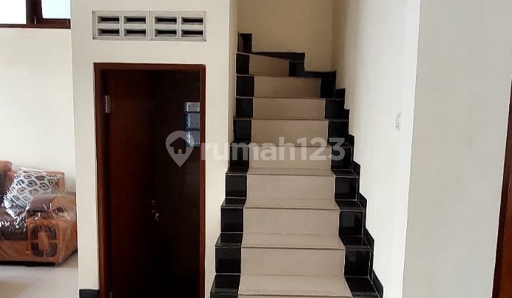 Rumah 2 Lantai Dalam Perum Jambon Residence Kricak Tegalrejo Yogyakarta 2