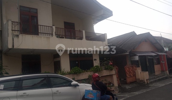 12-Bedroom House Just 5 Minutes to Malioboro & Near Campus, Pakuncen, Wirobrajan, Yogyakarta
