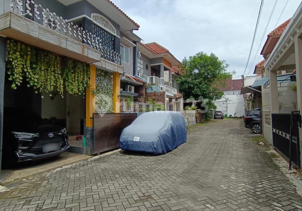 Rumah Mewah 2 Lantai di Dalam Perum, Hunian Nyaman & Strategis di Mlati, Sleman Rumah Mewah 2 Lantai di Dalam Perum, Hunian Nyaman & Strategis di Mlati, Sleman