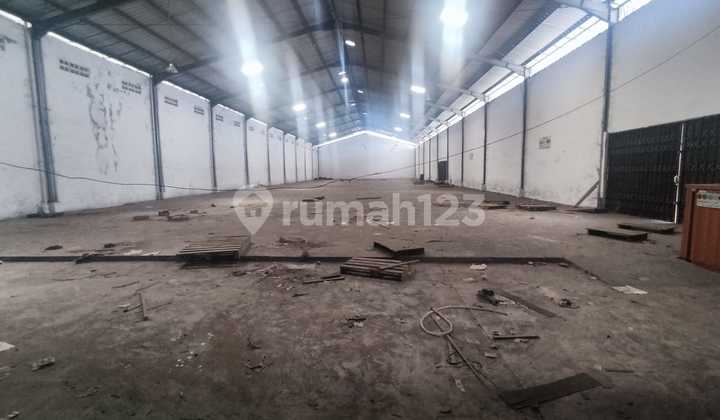 Spacious & Strategic Warehouse for Rent - South Ringroad Access Jogja. Spacious & Strategic Warehouse for Rent - South Ringroad Access Jogja.