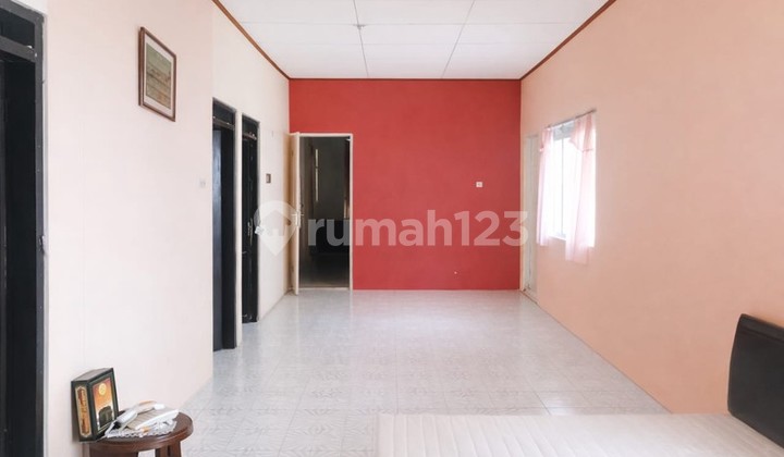 Investasi Cerdas, Rumah Luas 727 Meter Persegi di Pinggir Jalan Utama Magelang Dekat Kampus Untidar 2